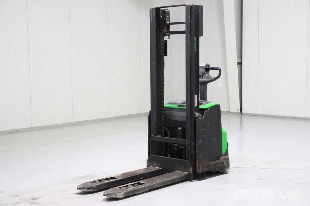 Cesab S212L Pedestrian stacker
