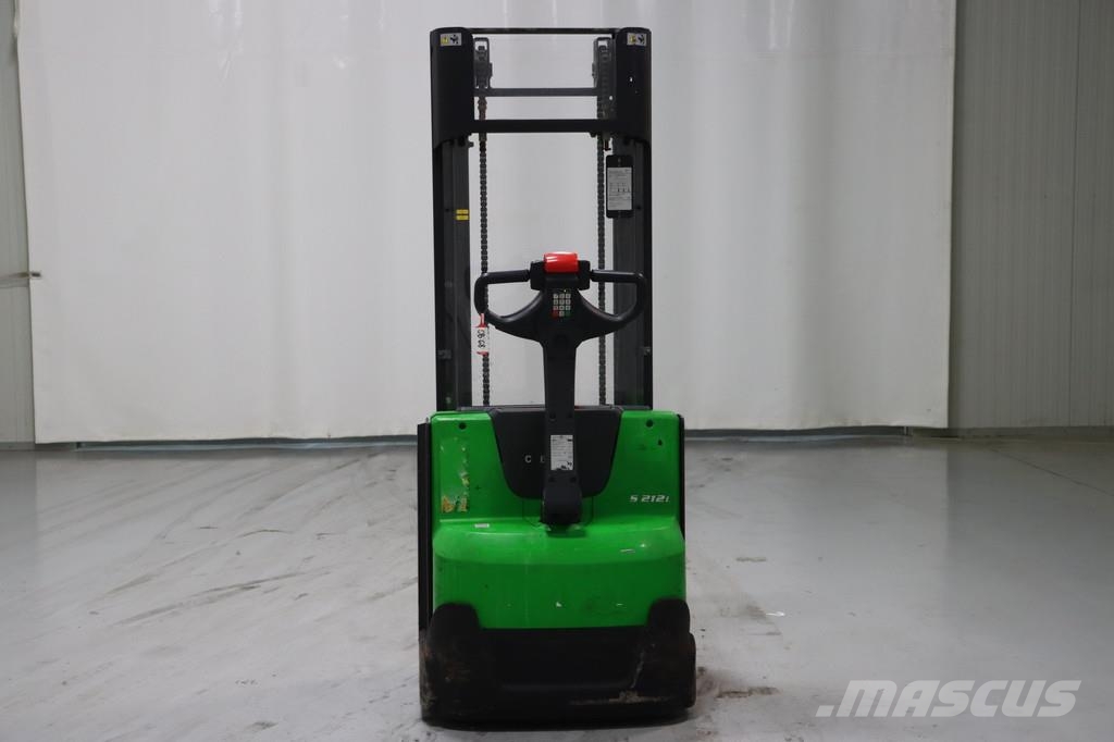 Cesab S212L Pedestrian stacker