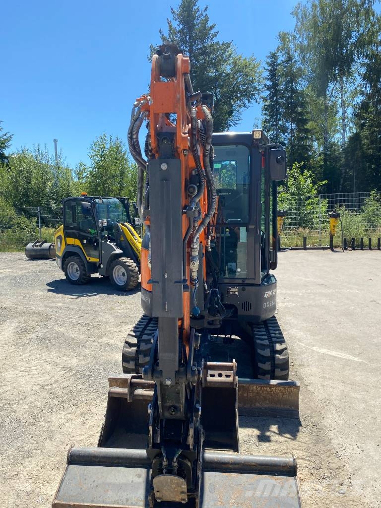 Develon Kurzheckbagger DX 27 Z-7 Kabine حفارات زحافة