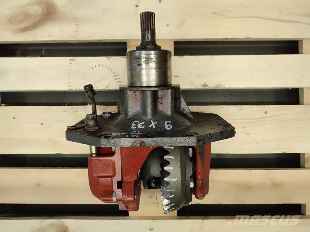 Front differential 9X33 NEW HOLLAND TS 110 轴