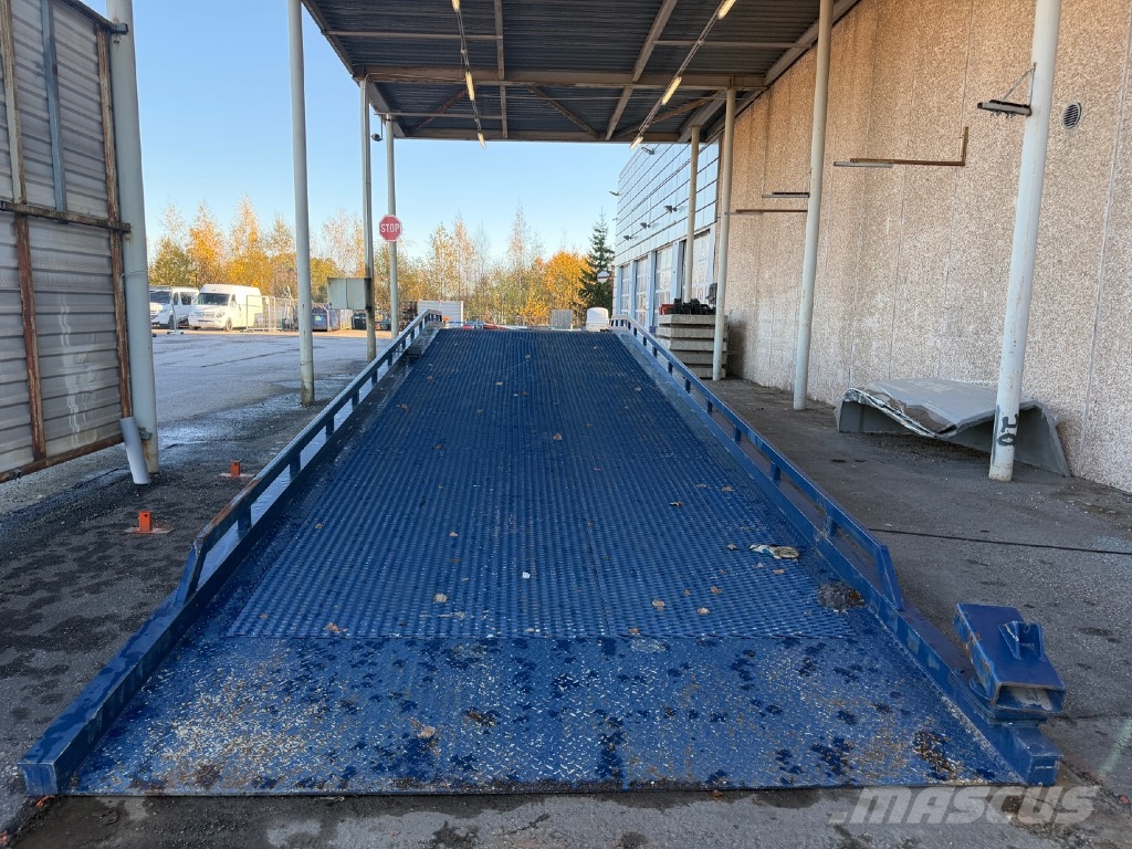 UGB UMR-15000 Rampe