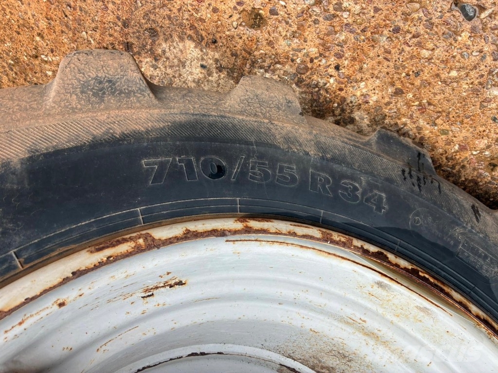 Komatsu 911.6 Harversteri