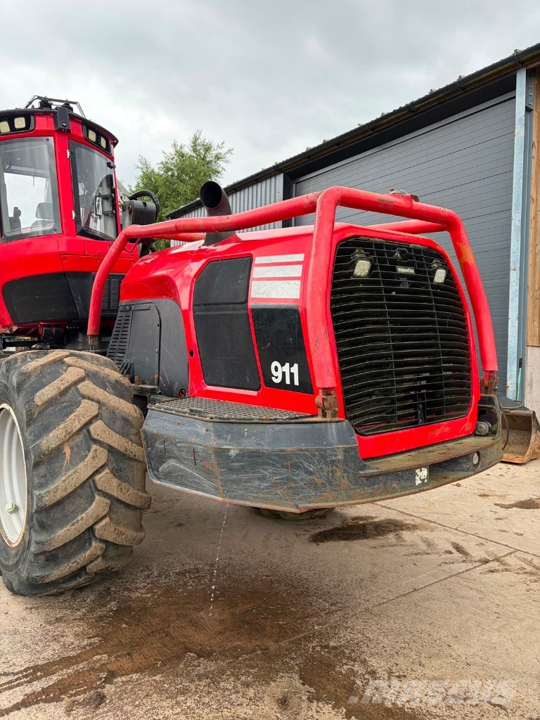 Komatsu 911.6 Harversteri