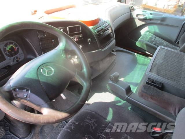 Mercedes-Benz 4146 8x4 4148 4145 4151 Sora- ja kippiautot