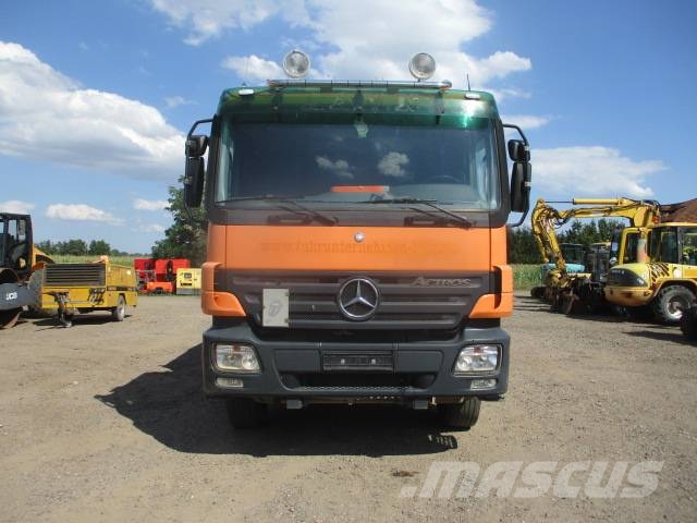 Mercedes-Benz 4146 8x4 4148 4145 4151 Sora- ja kippiautot