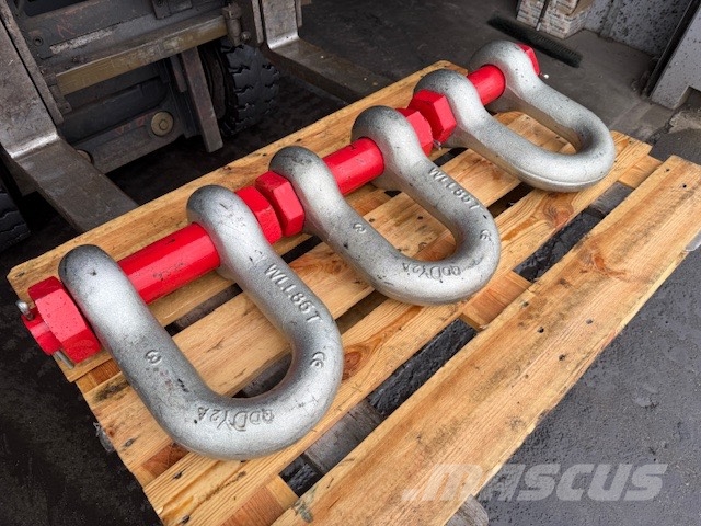GP BOW SHACKLE WLL.85T Земснаряды / баржи
