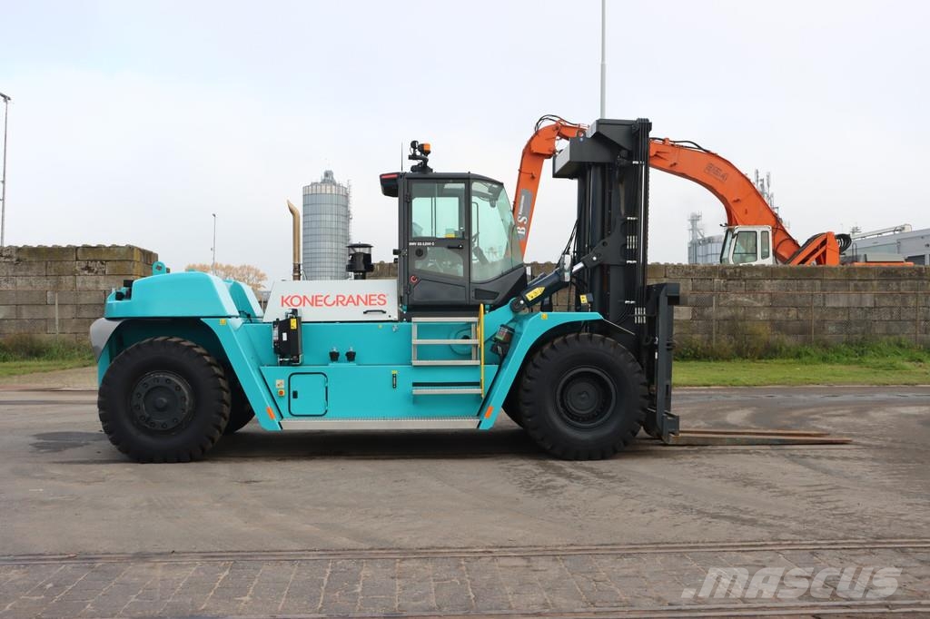 Konecranes SMV 32-1200C Chariots diesel