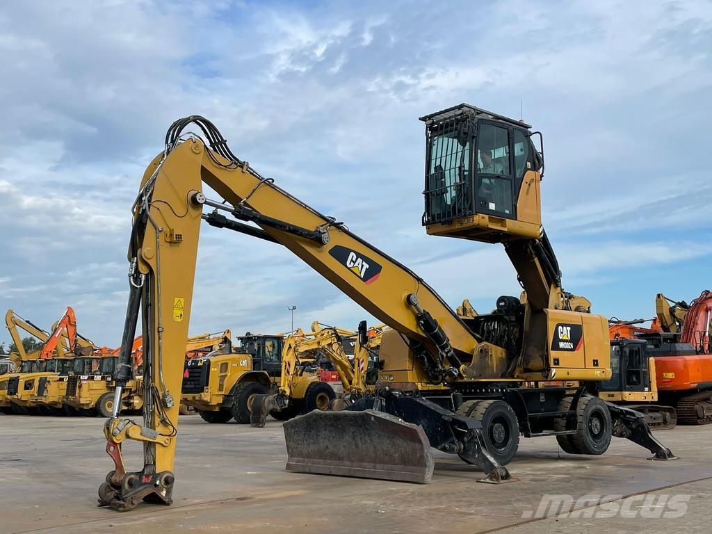 CAT MH3024 Industriālie iekrāvēji