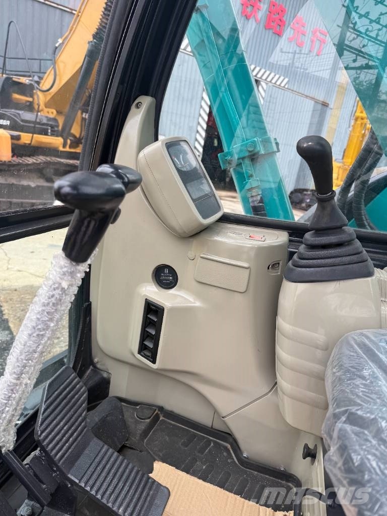 Kobelco 70SR Mini bagri <7t