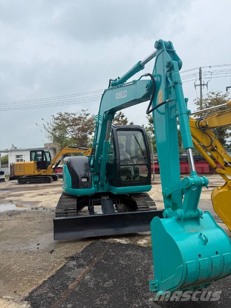 Kobelco 70SR Mini bagri <7t