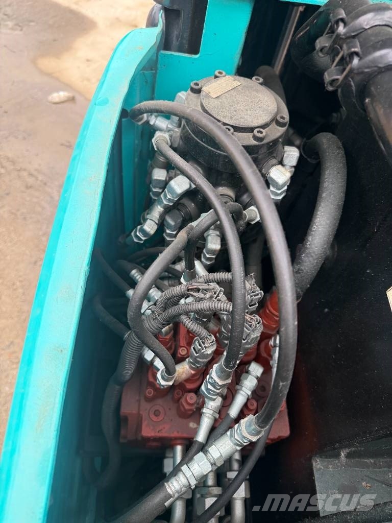 Kobelco 70SR Mini bagri <7t
