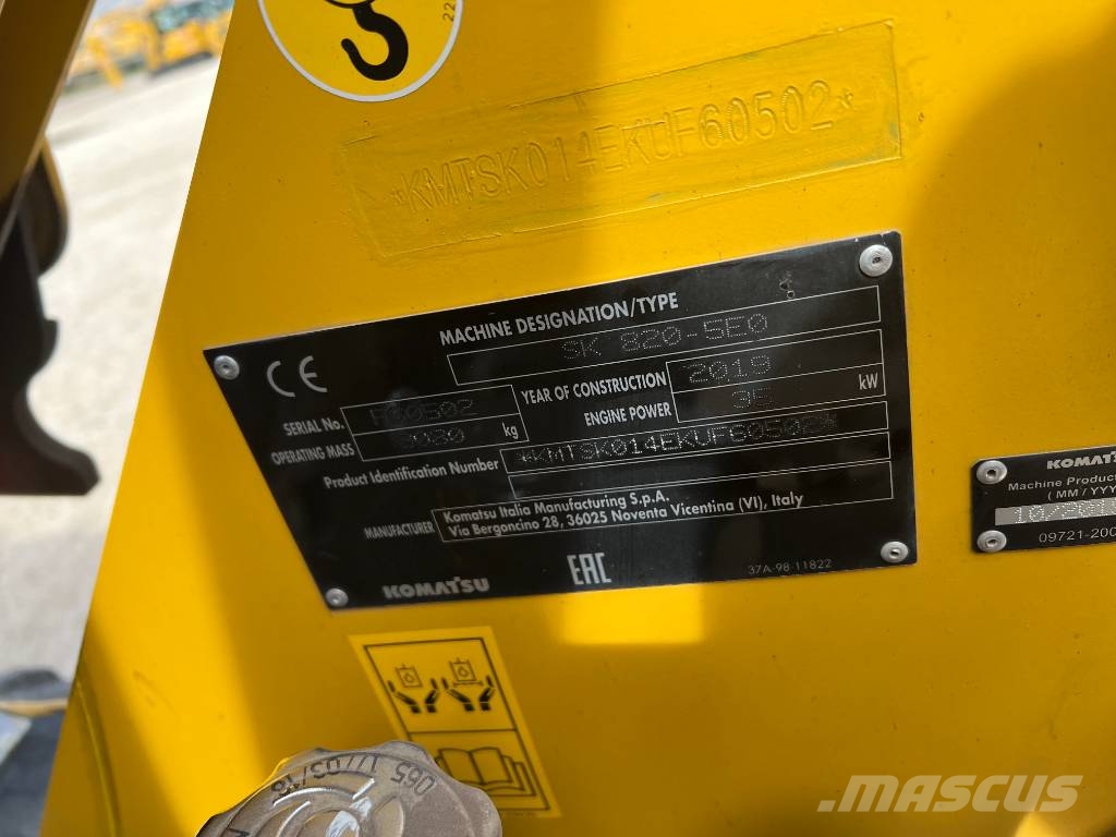Komatsu SK 820 Lietoti riteņu kompaktiekrāvēji