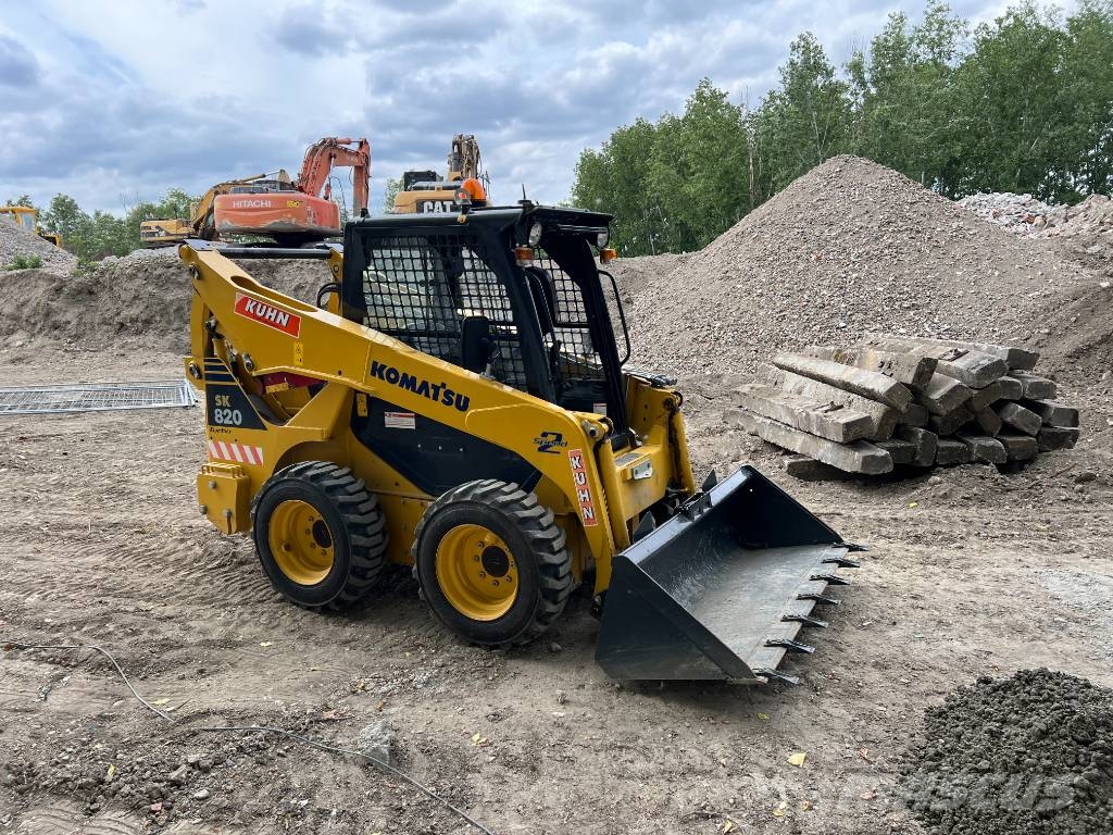 Komatsu SK 820 Lietoti riteņu kompaktiekrāvēji