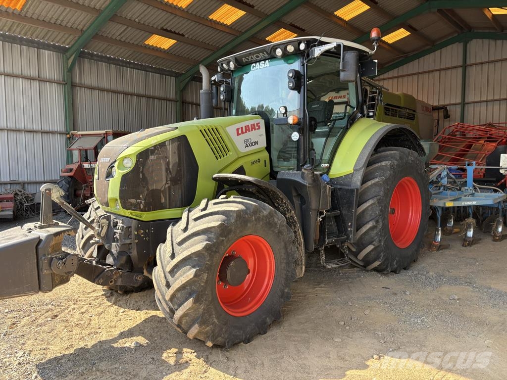CLAAS AXION 810 Traktörler