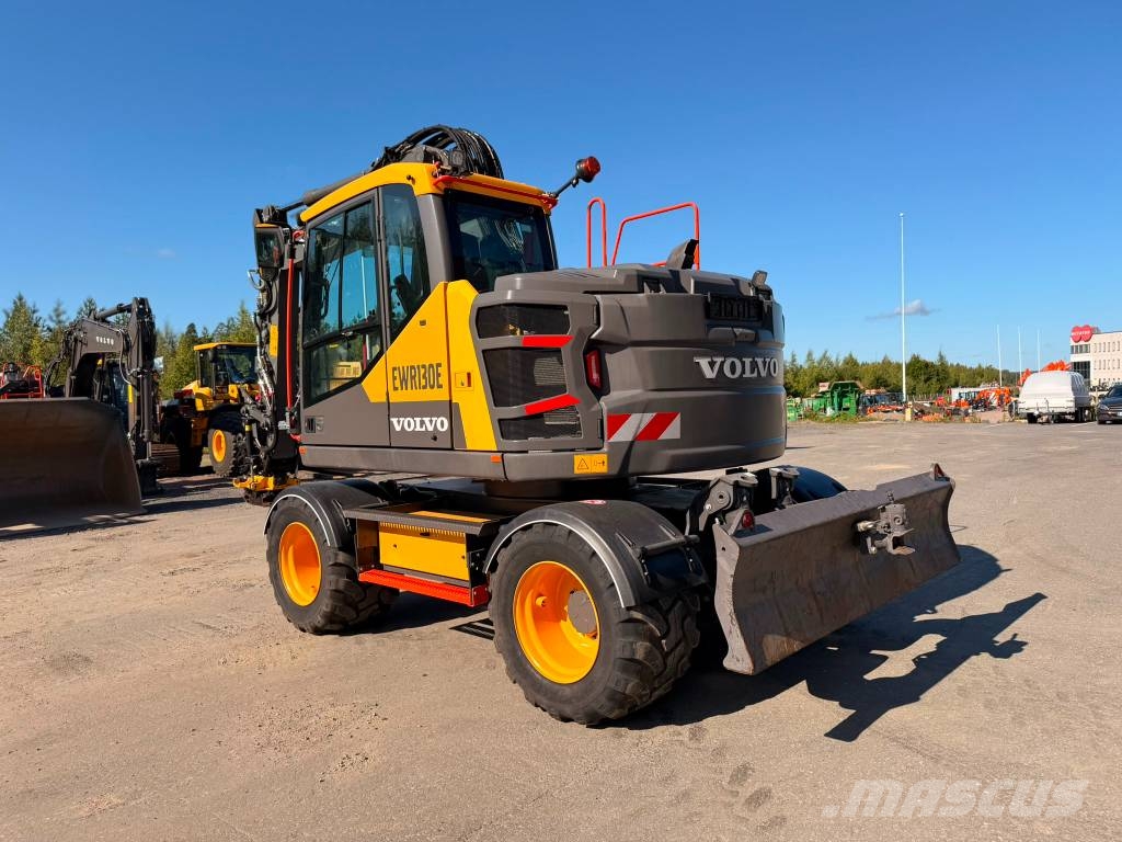 Volvo EWR 130 E Escavadoras de rodas