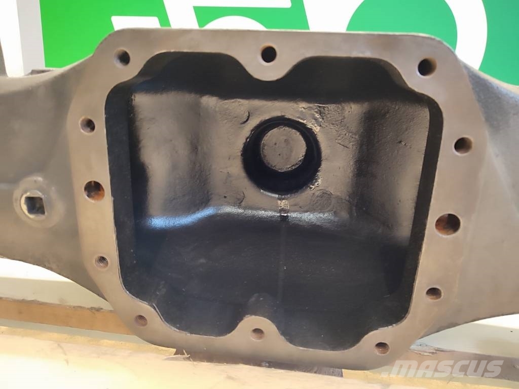 CLAAS Front drive axle housing 7700066829 CELTIS 456 RX Šasije I ovjese
