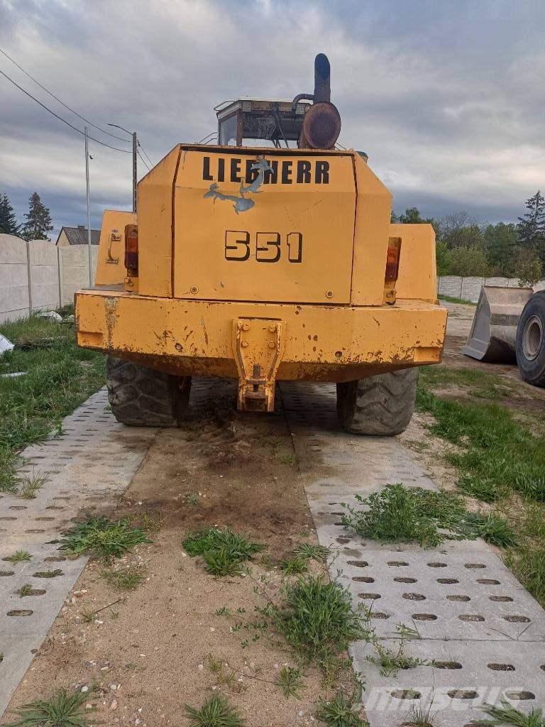 Liebherr L551 Wheel loaders