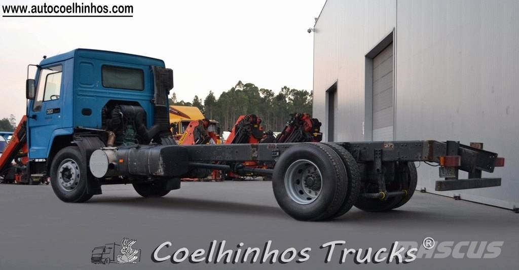 Volvo FL 10 320 Camiones con chasís y cabina