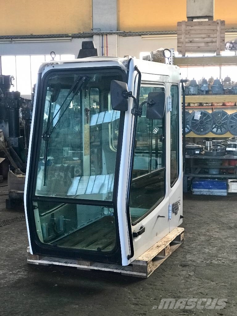 Liebherr 904 924 934 944 954 964 Kabine in notranjost