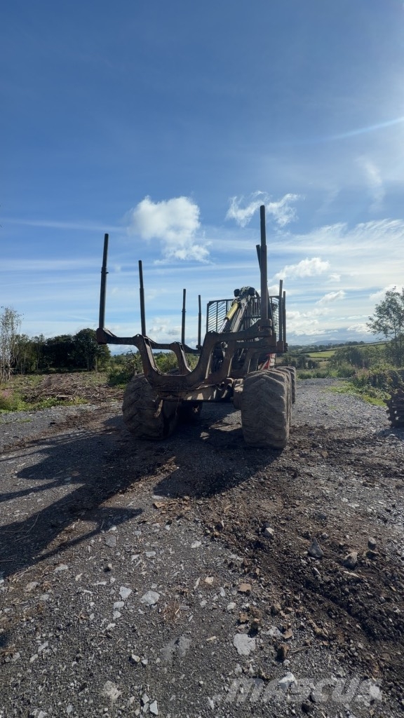 Komatsu 845 Forwarder