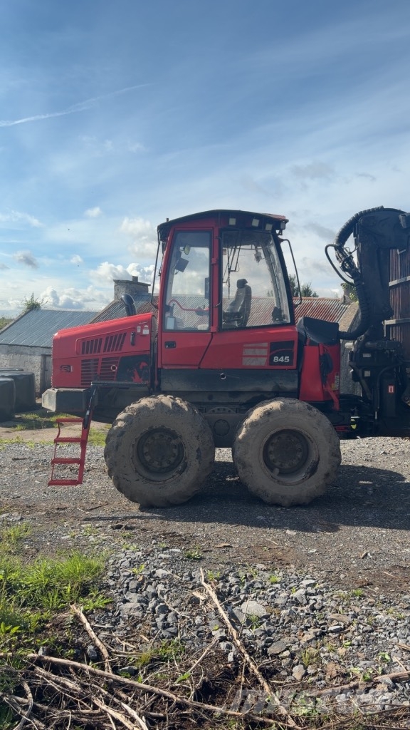 Komatsu 845 Forwarder