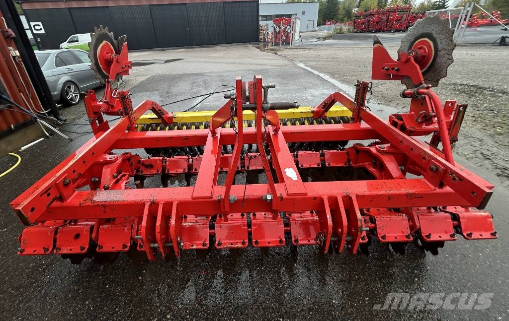 Pöttinger TerraDisc 3000 Gradas de discos