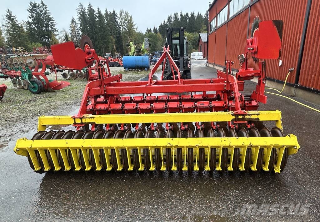 Pöttinger TerraDisc 3000 Gradas de discos