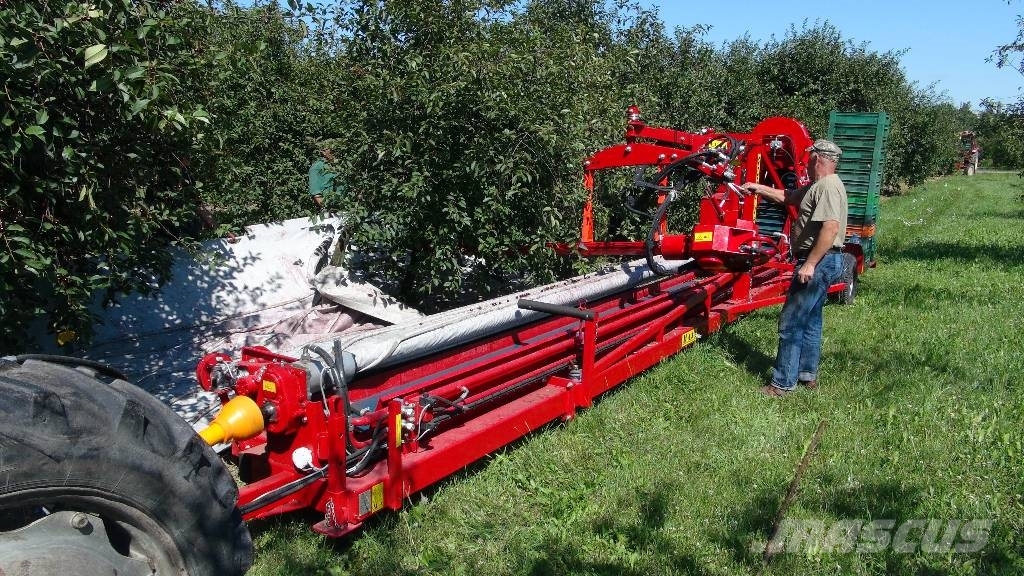 Weremczuk Otrząsarka do wiśni/jabłekMAJA / Cherry harvester Overige rooimachines