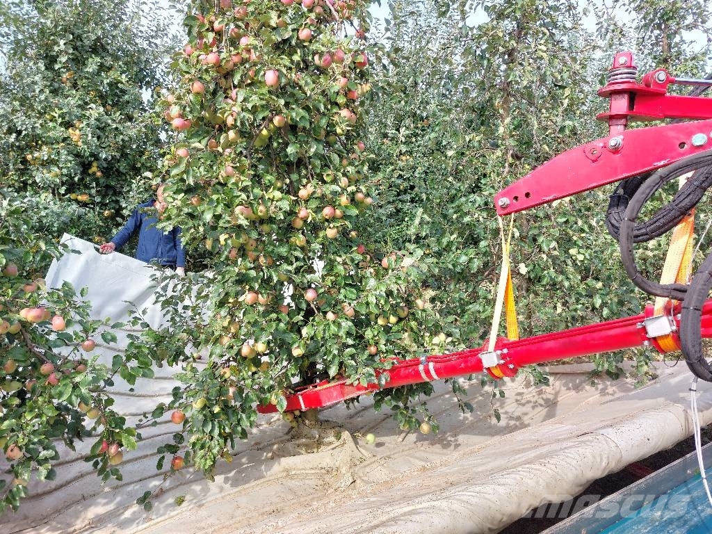 Weremczuk Otrząsarka do wiśni/jabłekMAJA / Cherry harvester Overige rooimachines