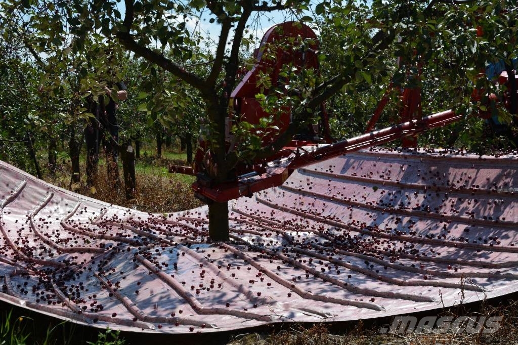 Weremczuk Otrząsarka do wiśni/jabłekMAJA / Cherry harvester Overige rooimachines