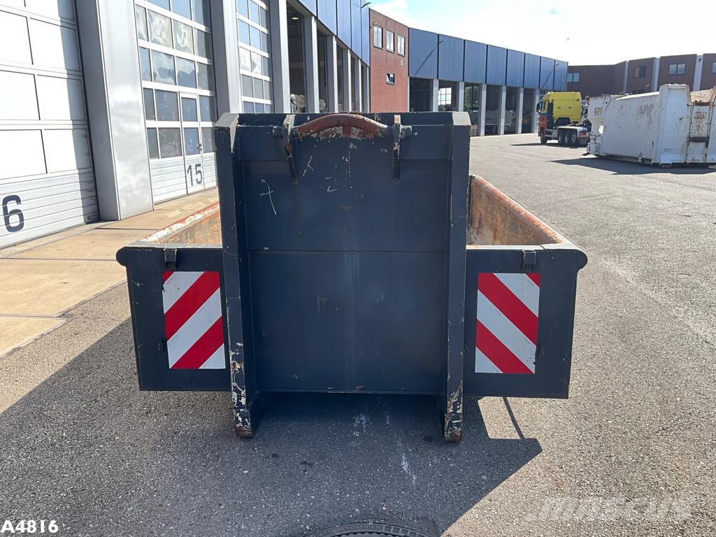  Container 4,5 m³ حاويات خاصة