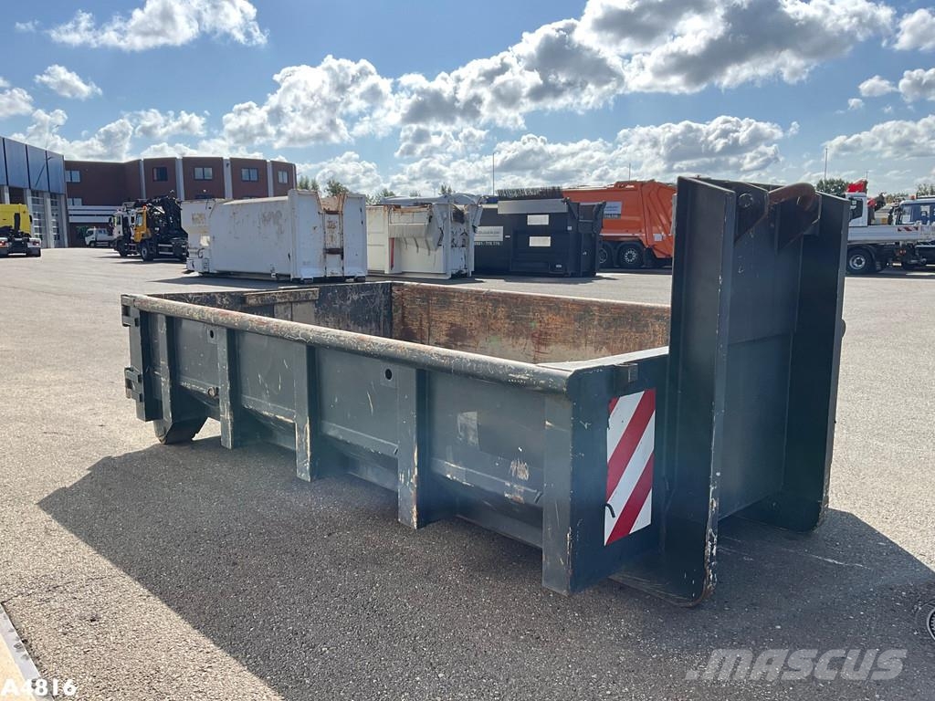  Container 4,5 m³ حاويات خاصة