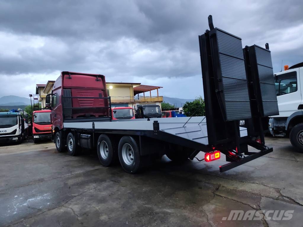 Iveco X-Way 570 شاحنات مسطحة / أوناش