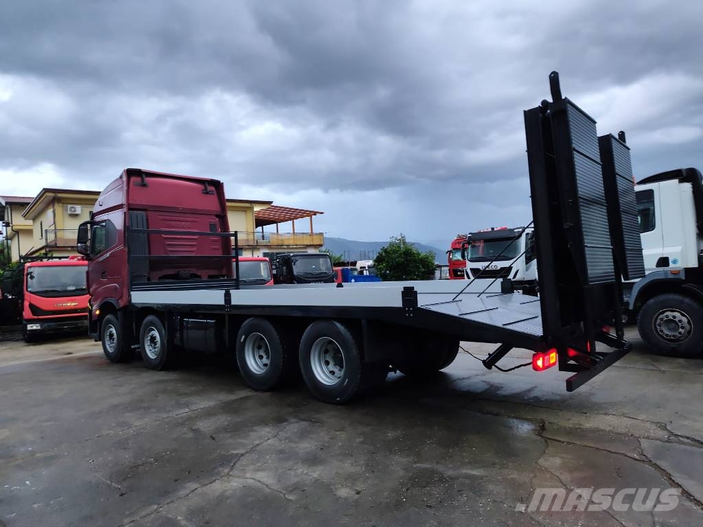 Iveco X-Way 570 شاحنات مسطحة / أوناش