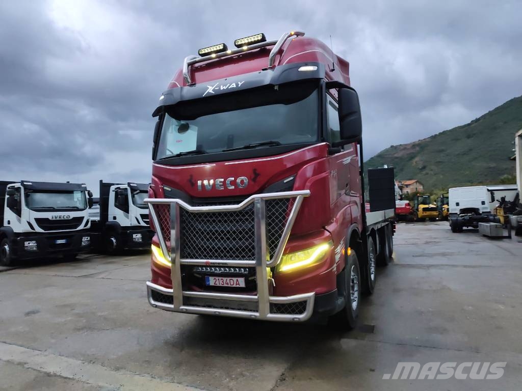 Iveco X-Way 570 شاحنات مسطحة / أوناش
