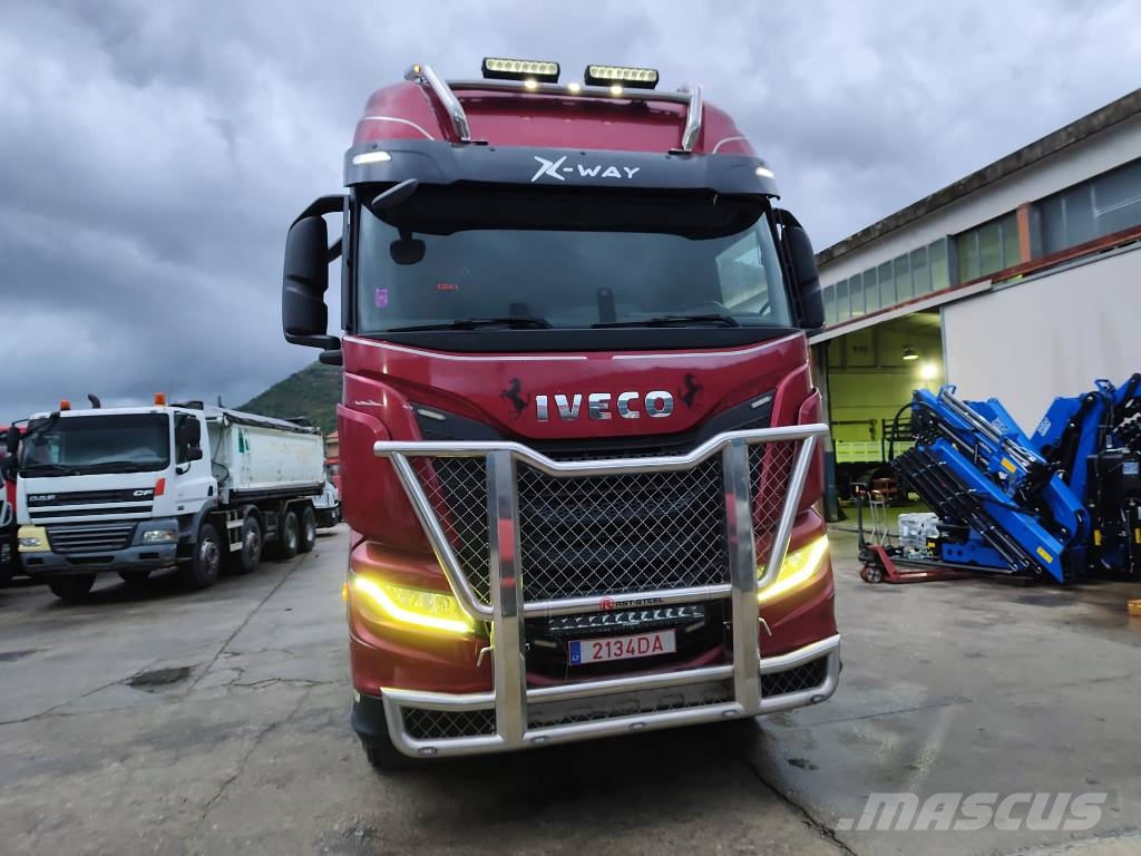 Iveco X-Way 570 شاحنات مسطحة / أوناش