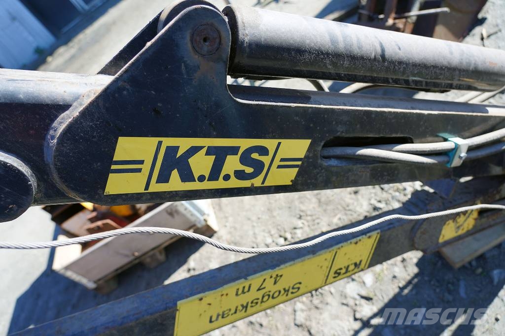 SEPTEMBERDEAL - KTS 4,7M MED VINSCH 3-PUNKTSMONTERAD Каранове и товарачи