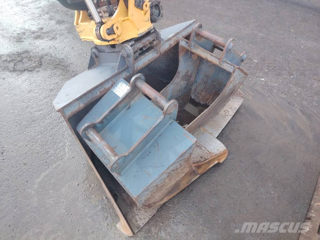 Bobcat E 50 EM حفارات صغيرة أقل من 7 طن (حفارات صغيرة)