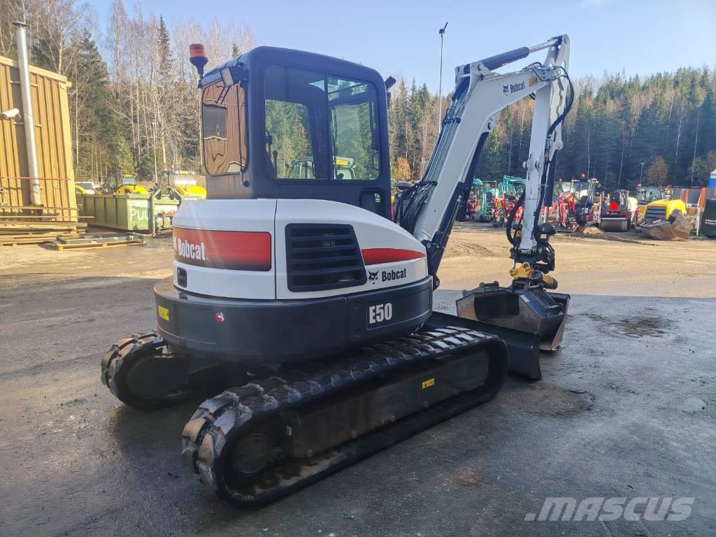 Bobcat E 50 EM حفارات صغيرة أقل من 7 طن (حفارات صغيرة)