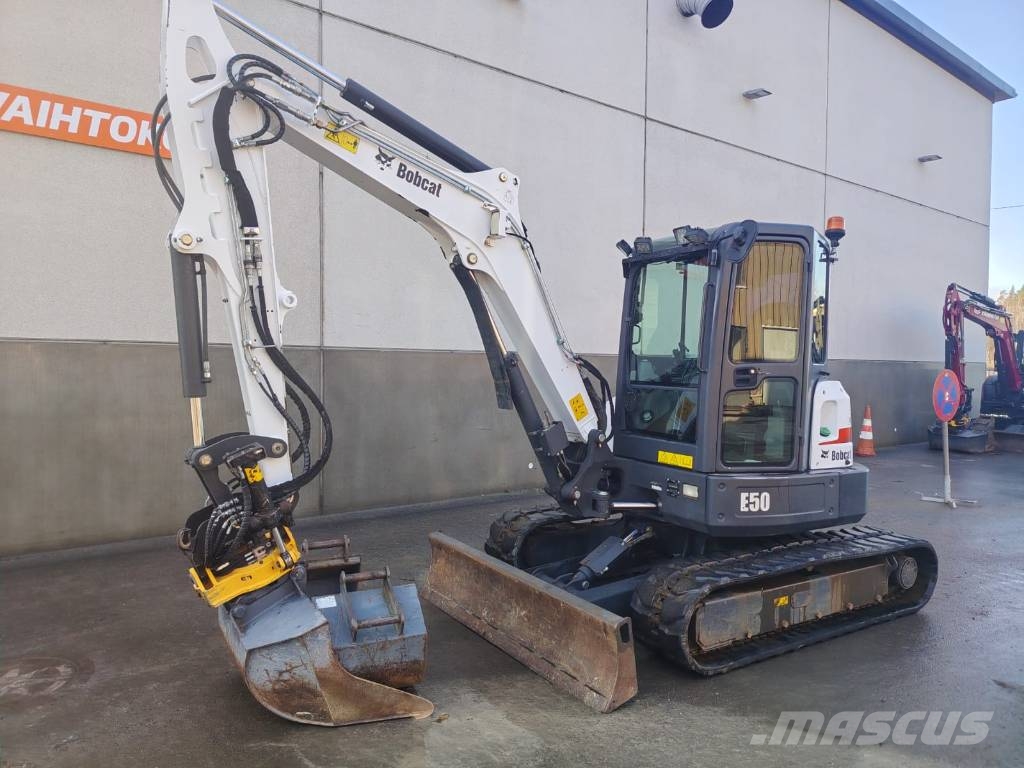 Bobcat E 50 EM حفارات صغيرة أقل من 7 طن (حفارات صغيرة)