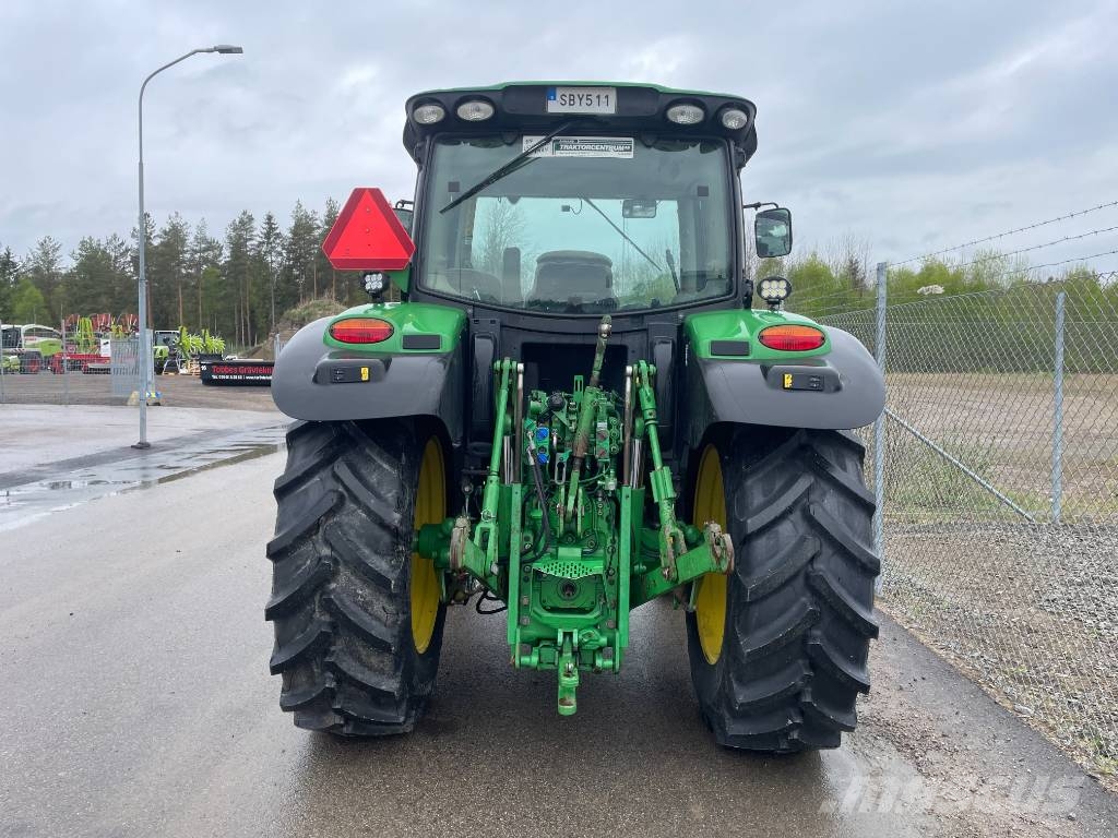 John Deere 6125 R 트랙터