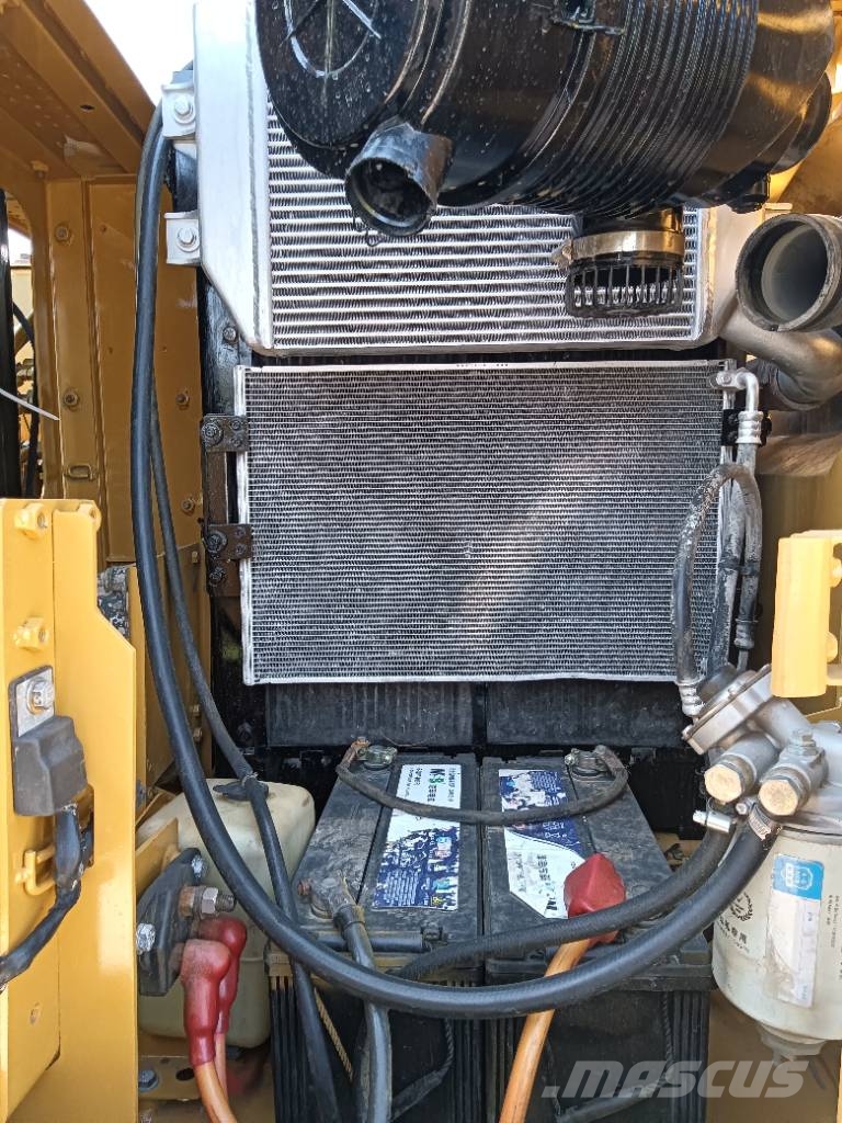 CAT 313 D Crawler excavators