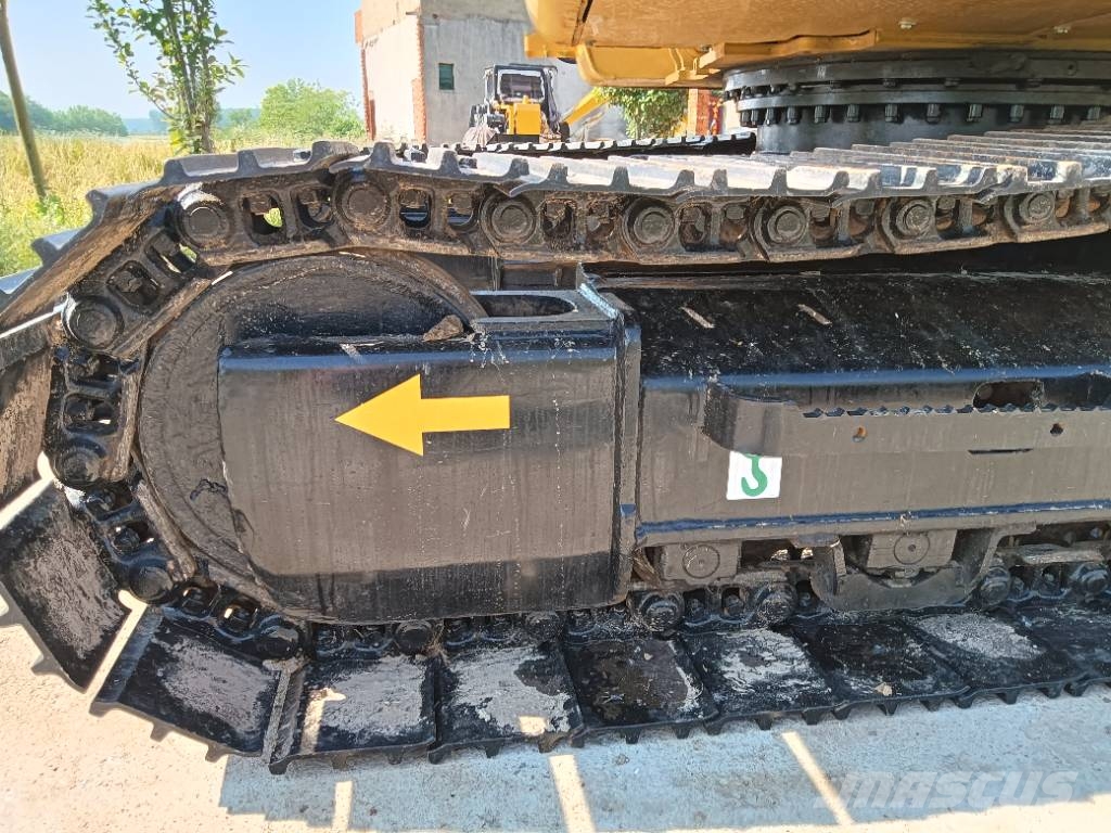 CAT 313 D Crawler excavators