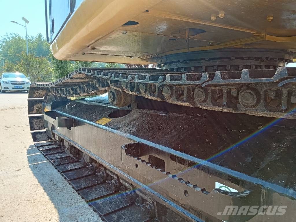 CAT 313 D Crawler excavators