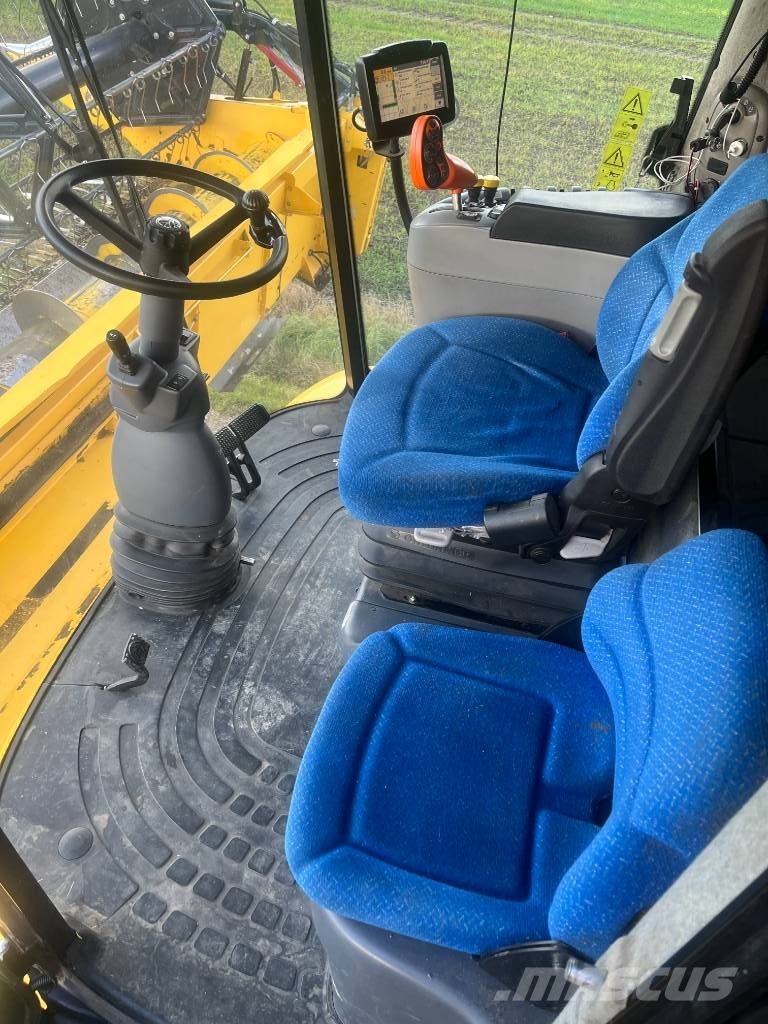 New Holland CX 8080 حصادات