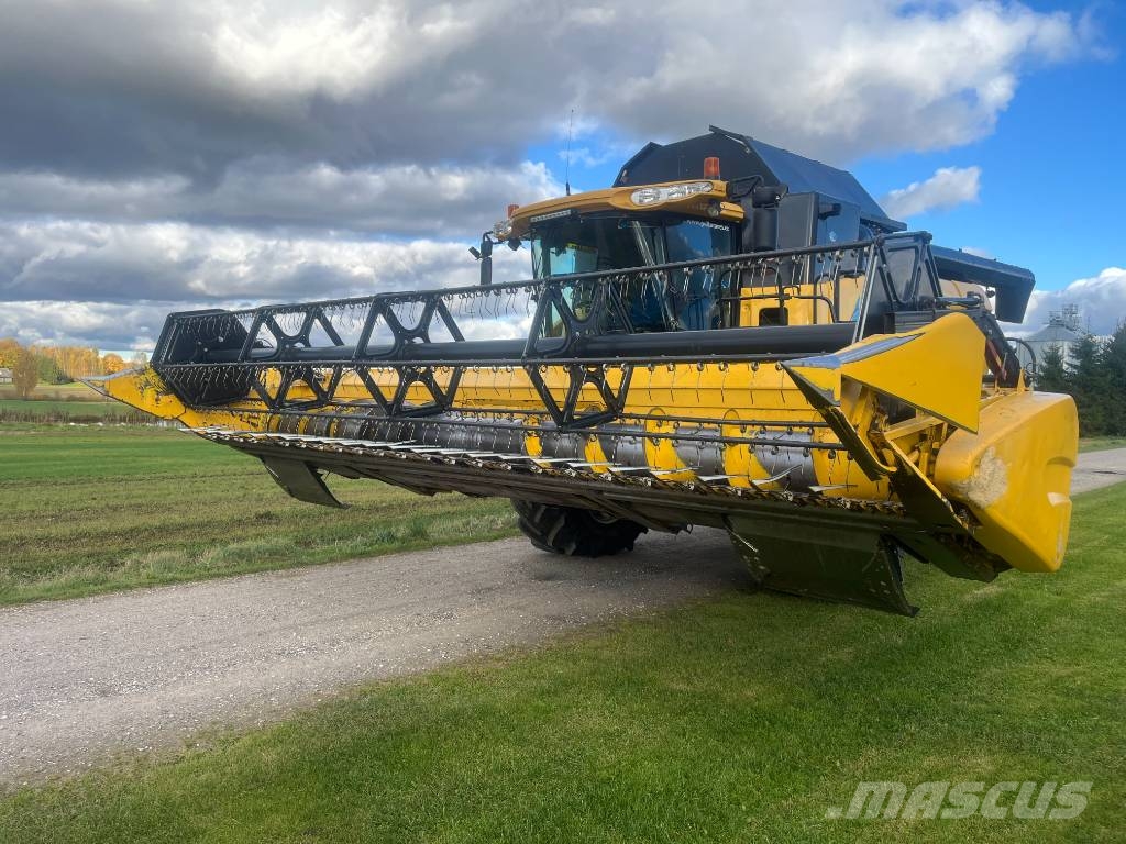 New Holland CX 8080 حصادات