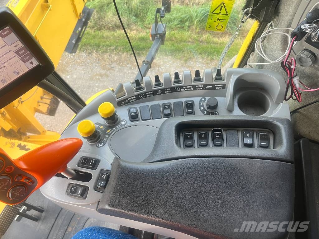 New Holland CX 8080 حصادات