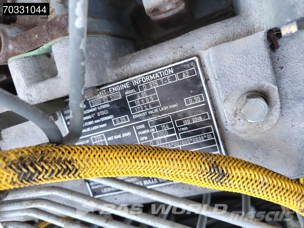 Liebherr R944 UHD - Extendable Undercarriage Bageri za rušenje