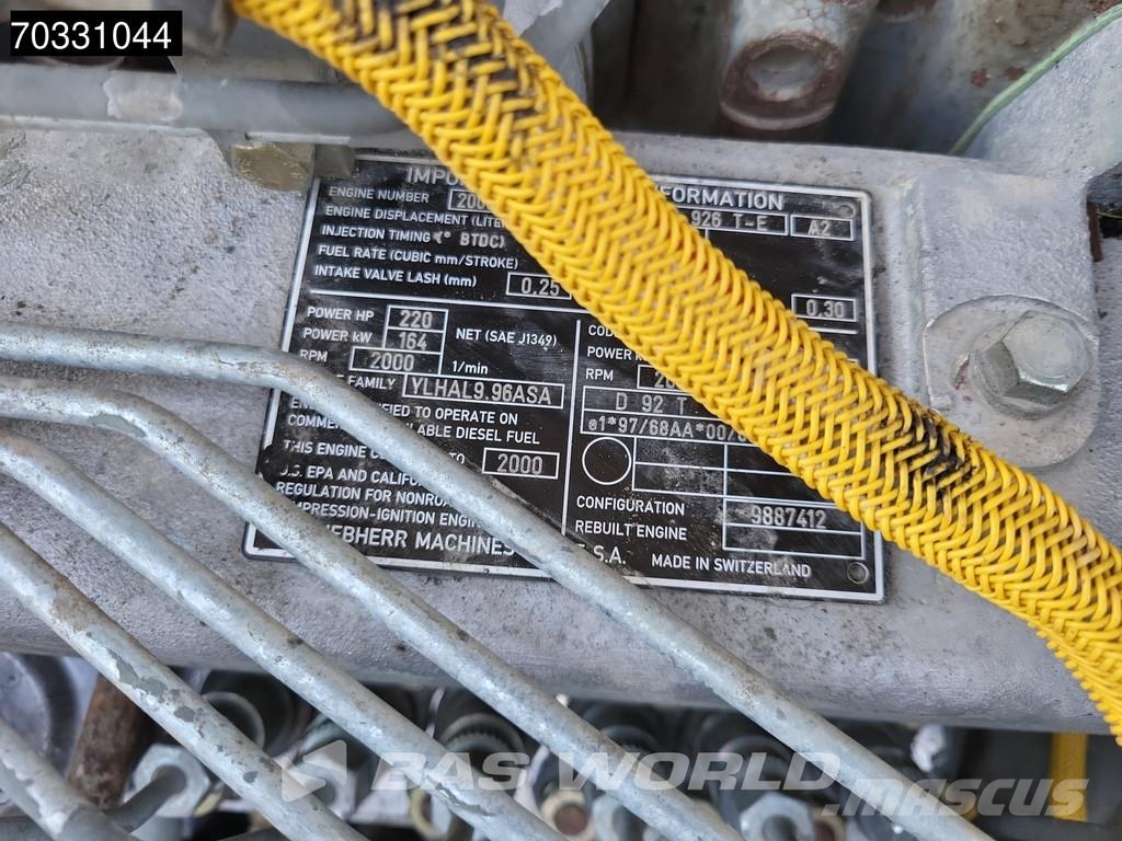 Liebherr R944 UHD - Extendable Undercarriage Bageri za rušenje