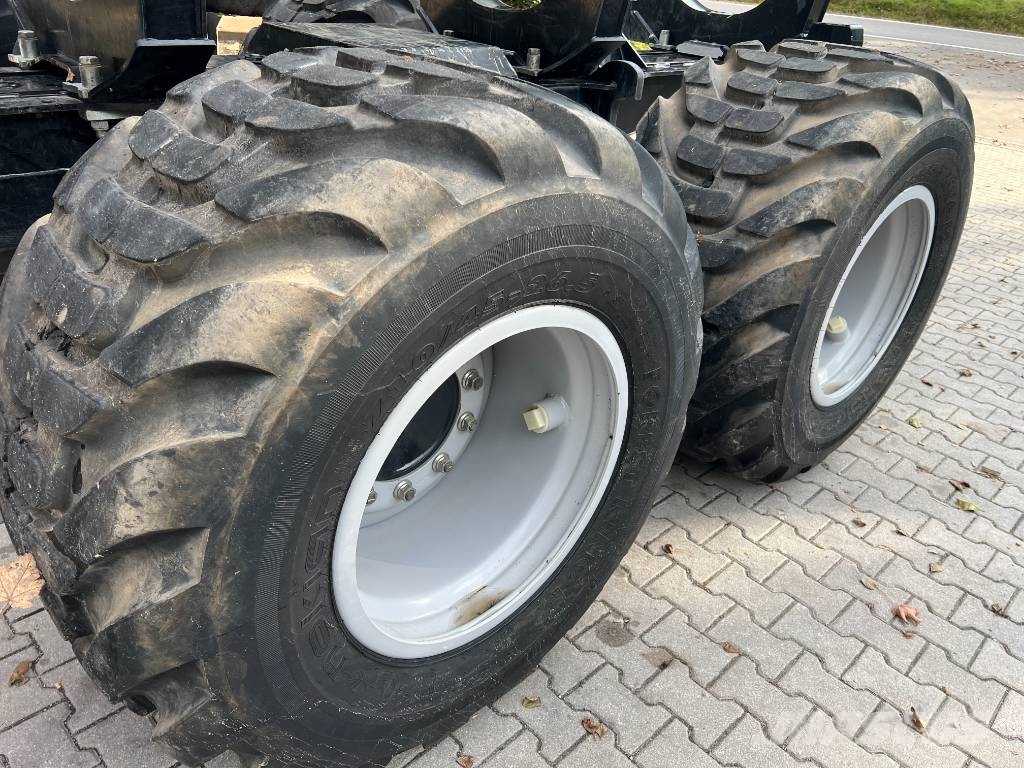 Komatsu 855 شاحنات